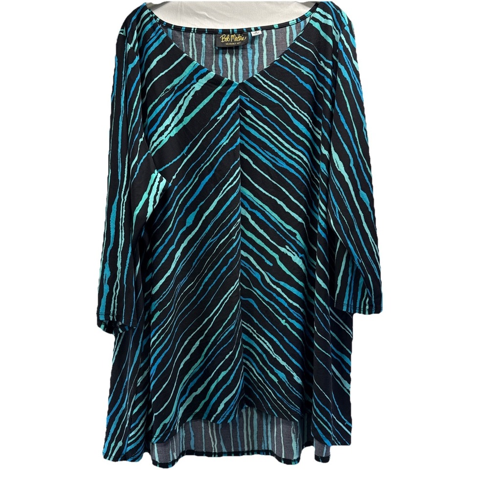 Bob Mackie Women's Wearable Art Top Size 1X Plus Colorful Artsy Tunic Slinky